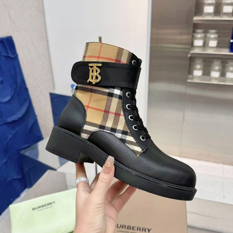 B**rry boots